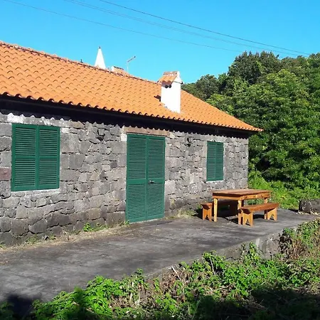 Holiday home Azores Hibiscus House - Mountain And Sea