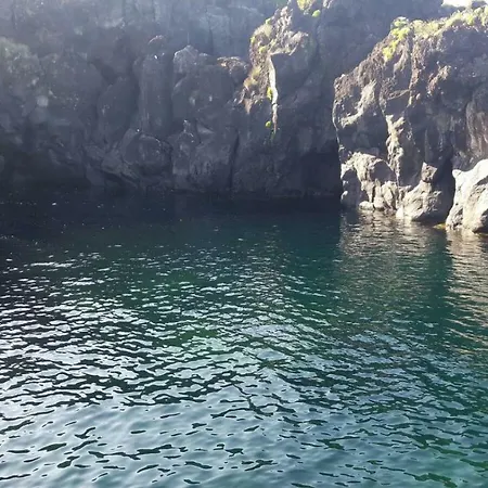 Azores Hibiscus House - Mountain And Sea Holiday home