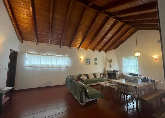 Azores Hibiscus House - Mountain And Sea Feriehus São Roque do Pico