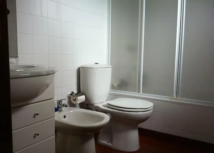 Azores Hibiscus House - Mountain And Sea Feriehus São Roque do Pico