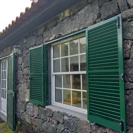 Azores Hibiscus House - Mountain And Sea Ferienhaus